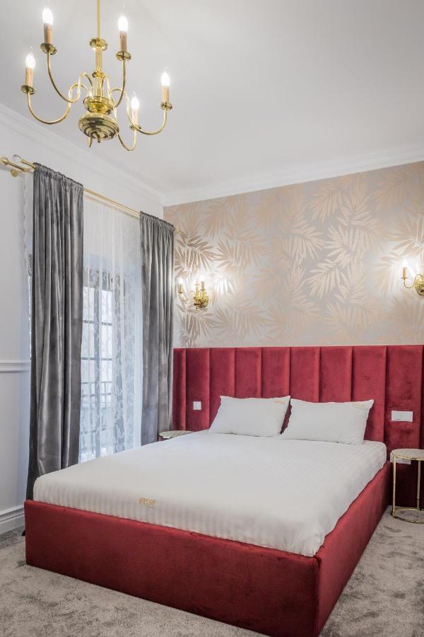 Hotel Vila Central Boutique Satu Mare Eksteriør billede