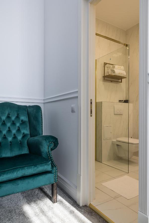Hotel Vila Central Boutique Satu Mare Eksteriør billede