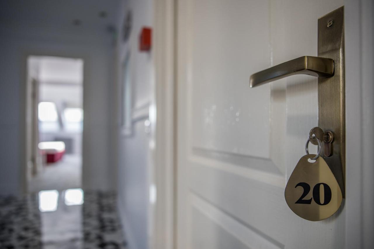 Hotel Vila Central Boutique Satu Mare Eksteriør billede