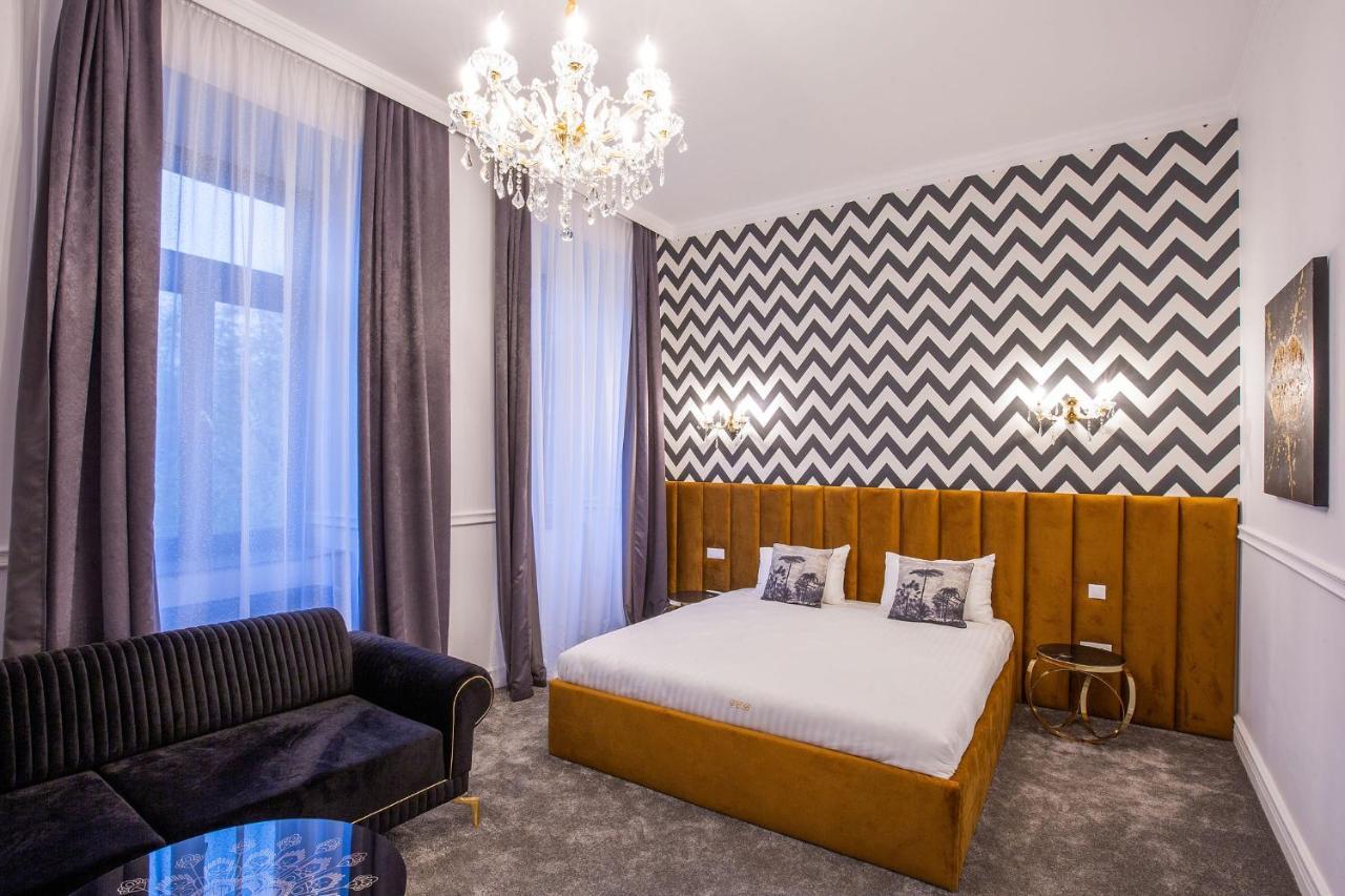 Hotel Vila Central Boutique Satu Mare Eksteriør billede
