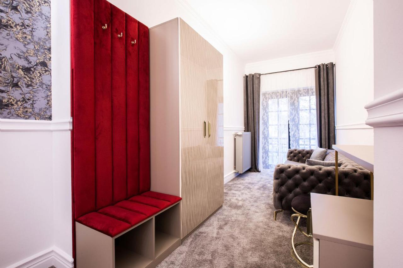 Hotel Vila Central Boutique Satu Mare Eksteriør billede