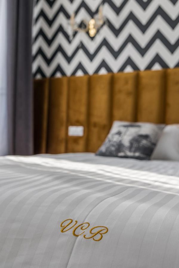 Hotel Vila Central Boutique Satu Mare Eksteriør billede